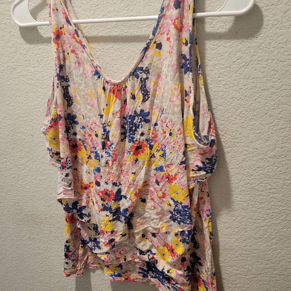 Shirt - Picture 2 of 2
